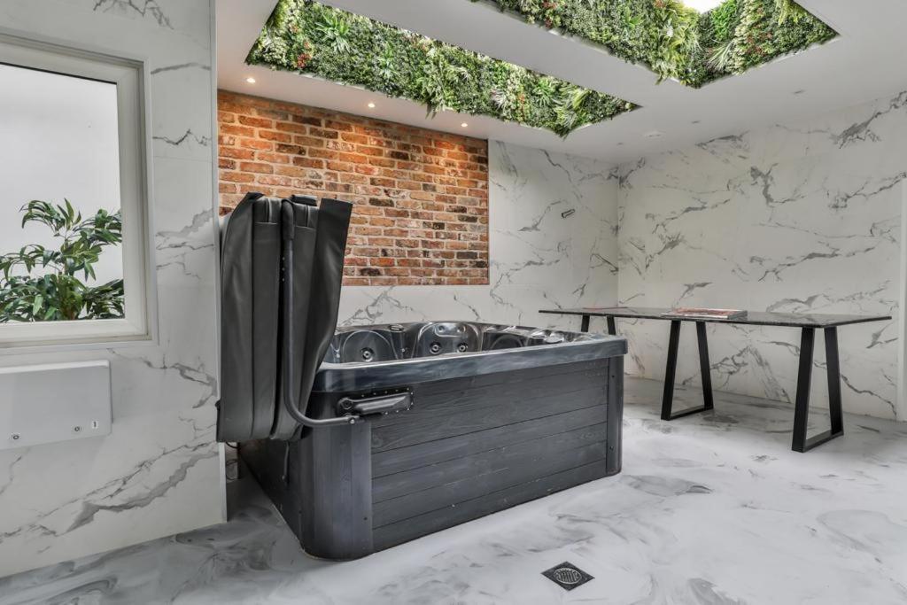 23 Trafalgar Square With Hot Tub And Cinema Scarborough Luaran gambar