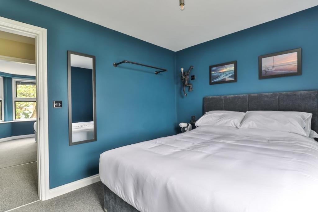 23 Trafalgar Square With Hot Tub And Cinema Scarborough Luaran gambar